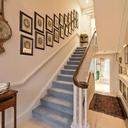 Sweet - Elegant Ballsbridge Apartment *